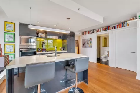 2306 777 RICHARDS STREET image #1