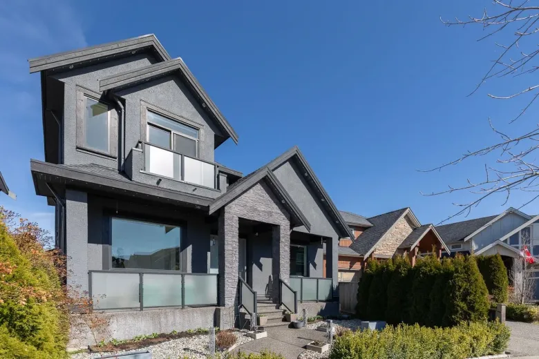 17457 2B AVENUE image #1