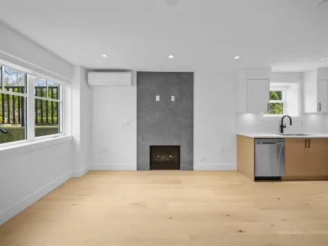 1824 W 12TH AVENUE image #2