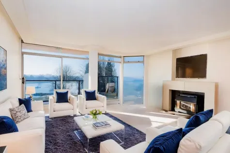 402 1419 BEACH AVENUE image #2