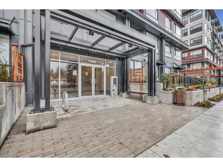 W613 13838 108 AVENUE image #1