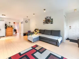 2216 E 41ST AVENUE, Vancouver East, Vancouver, BC
