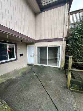 1 319 HIGHLAND WAY, Port Moody, Port Moody, BC