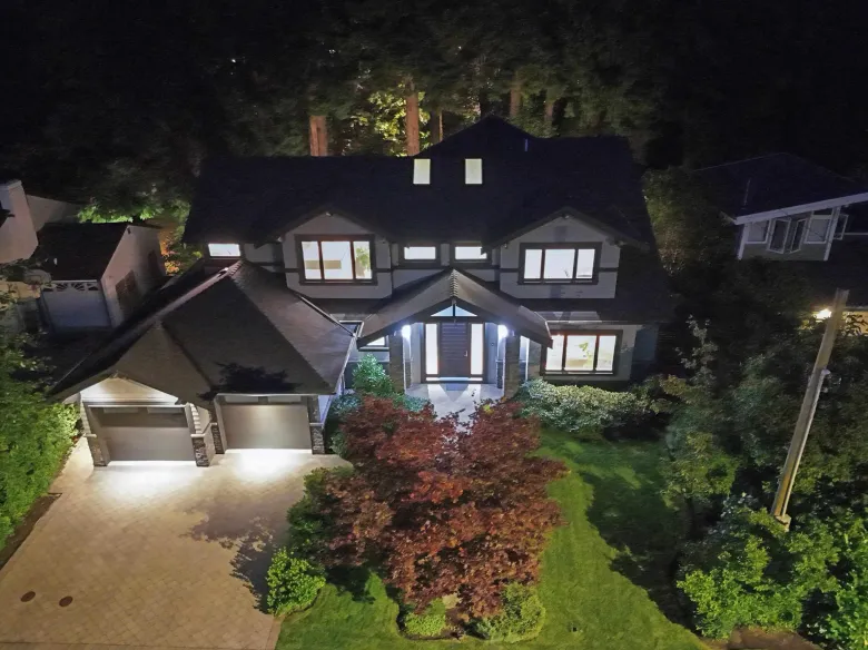 4062 VIRGINIA CRESCENT image #1